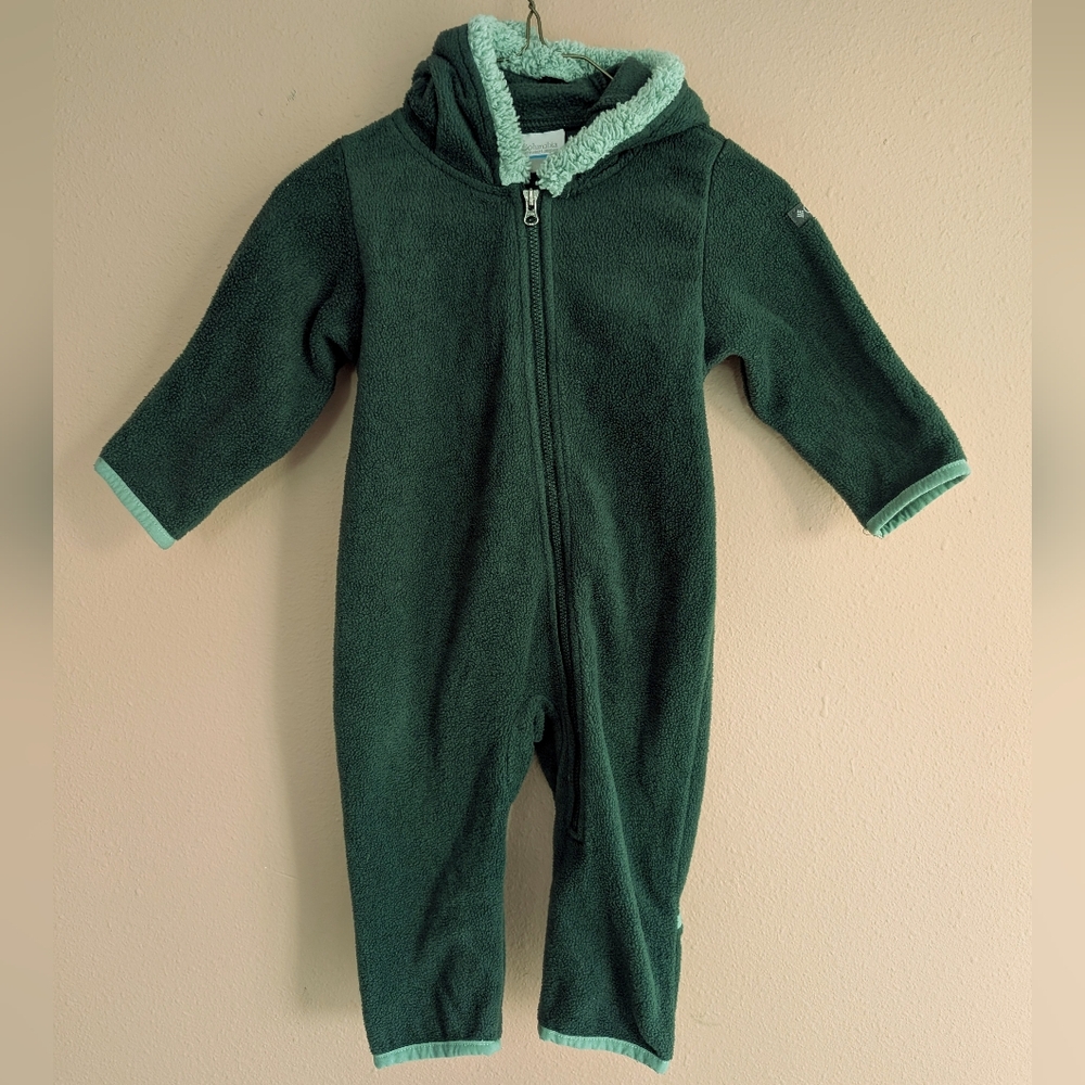 Columbia baby Onesie / Bunting 6-12mo